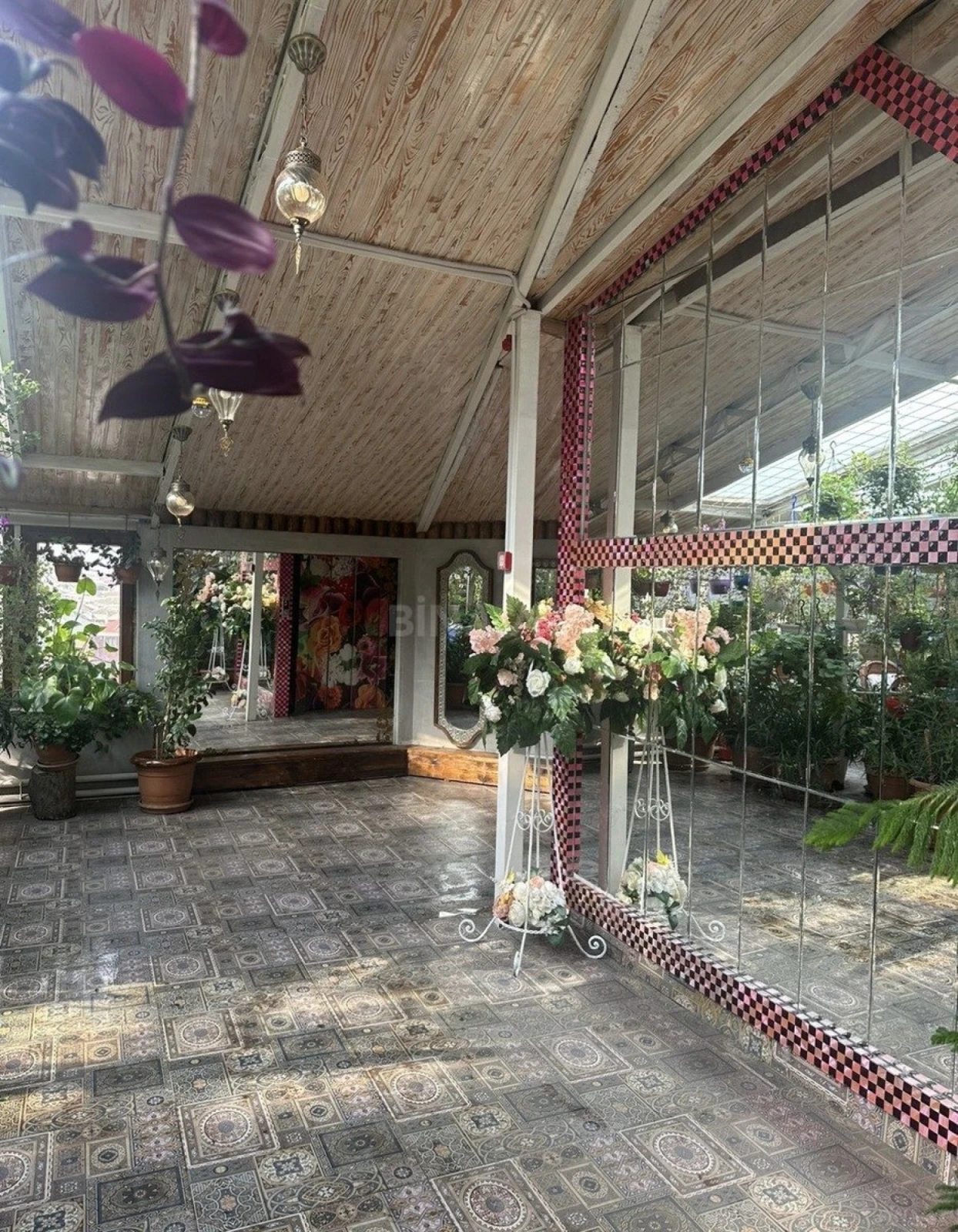 Kirayə verilir obyekt 1700 m²