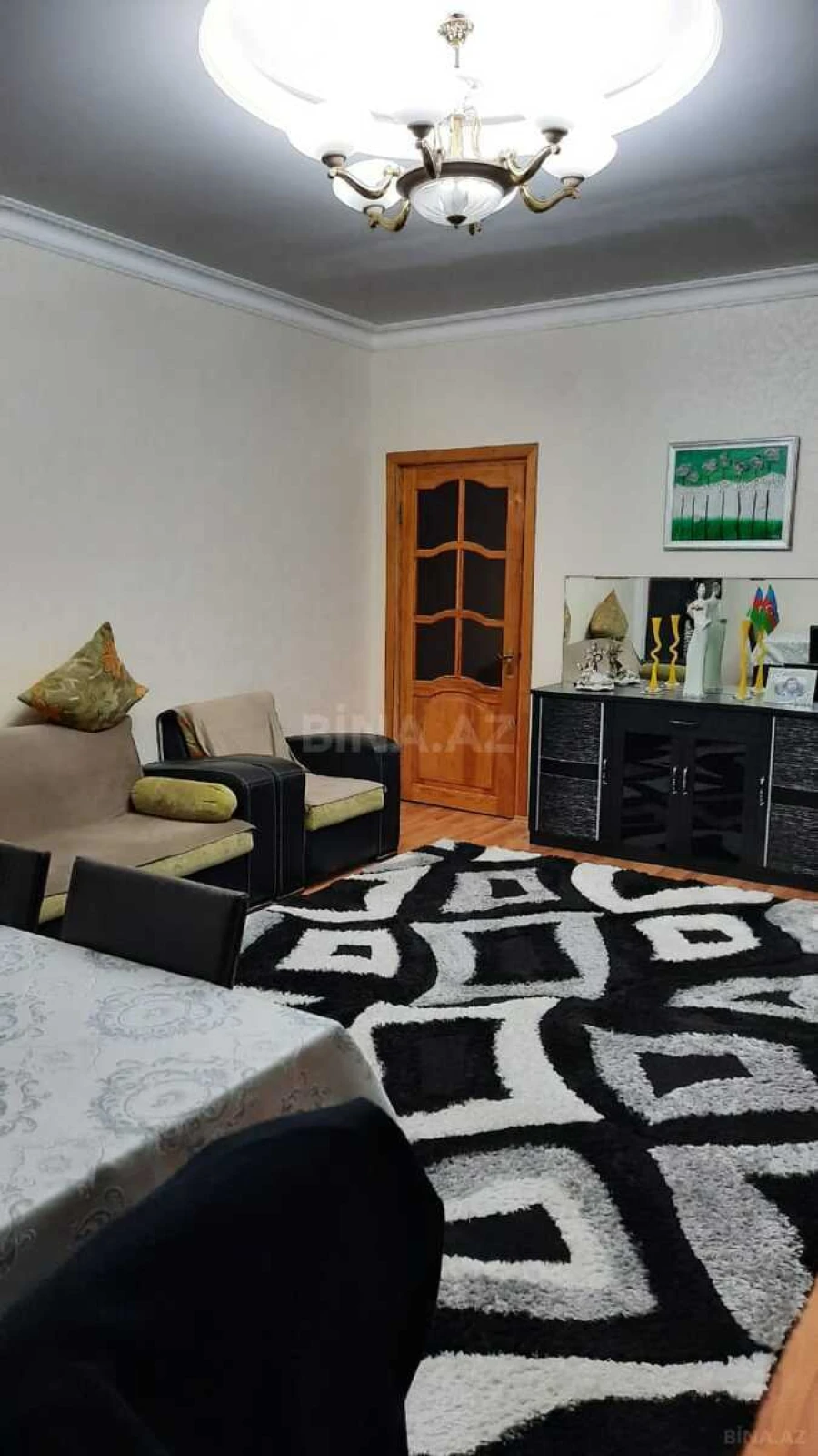 Satılır 3 otaqlı mənzil 90 m²