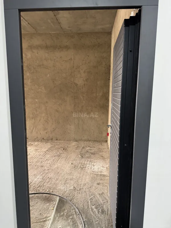 Satılır 2 otaqlı mənzil 83 m²