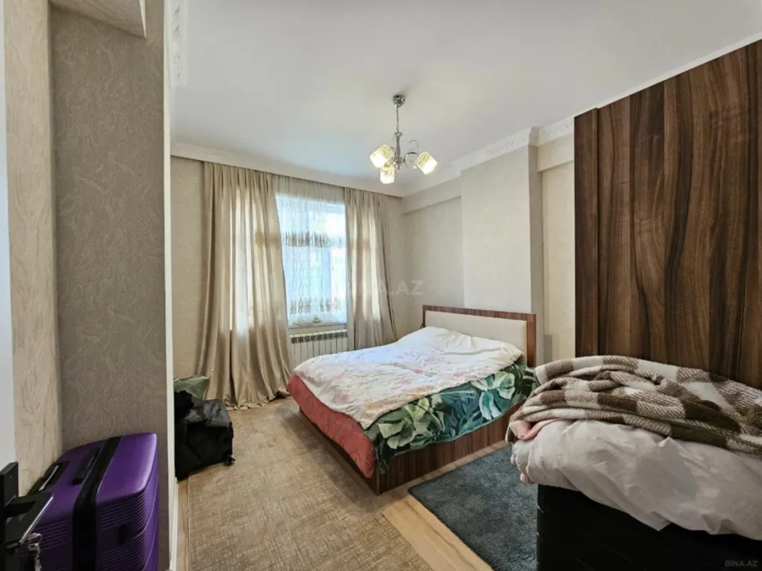 Satılır 2 otaqlı mənzil 65 m²