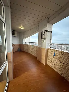 Satılır 3 otaqlı mənzil 220 m²