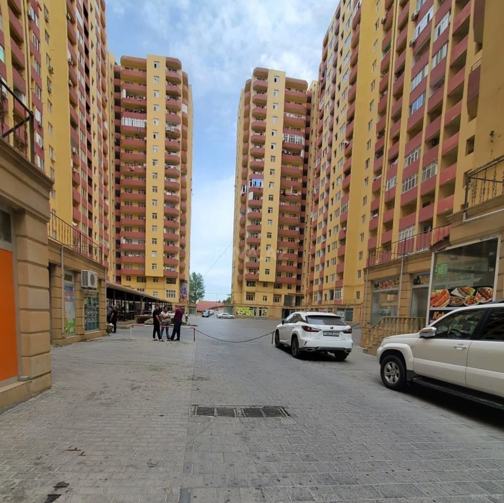 Satılır 3 otaqlı mənzil 85 m²