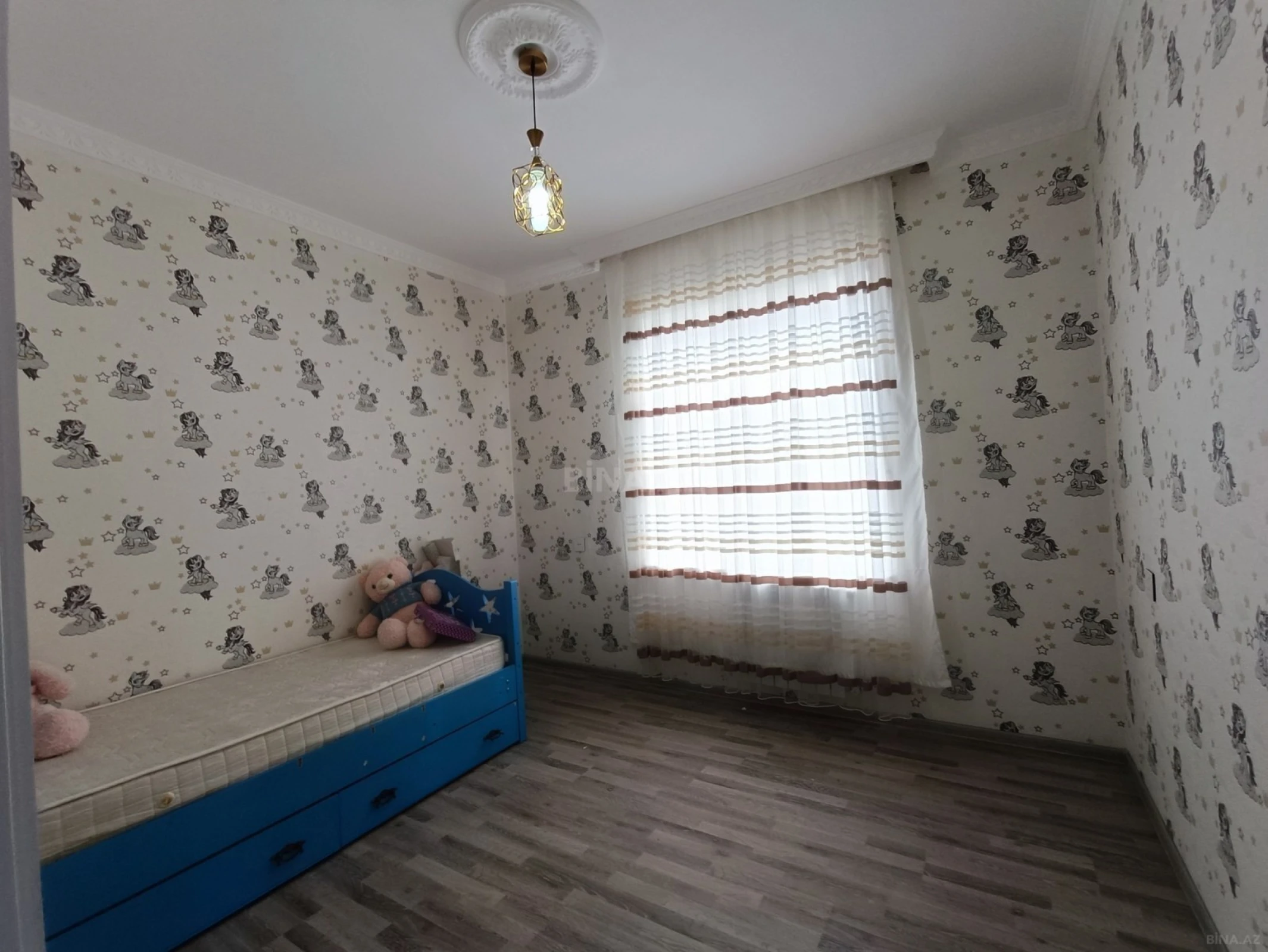 Satılır 5 otaqlı həyət evi 175 m²