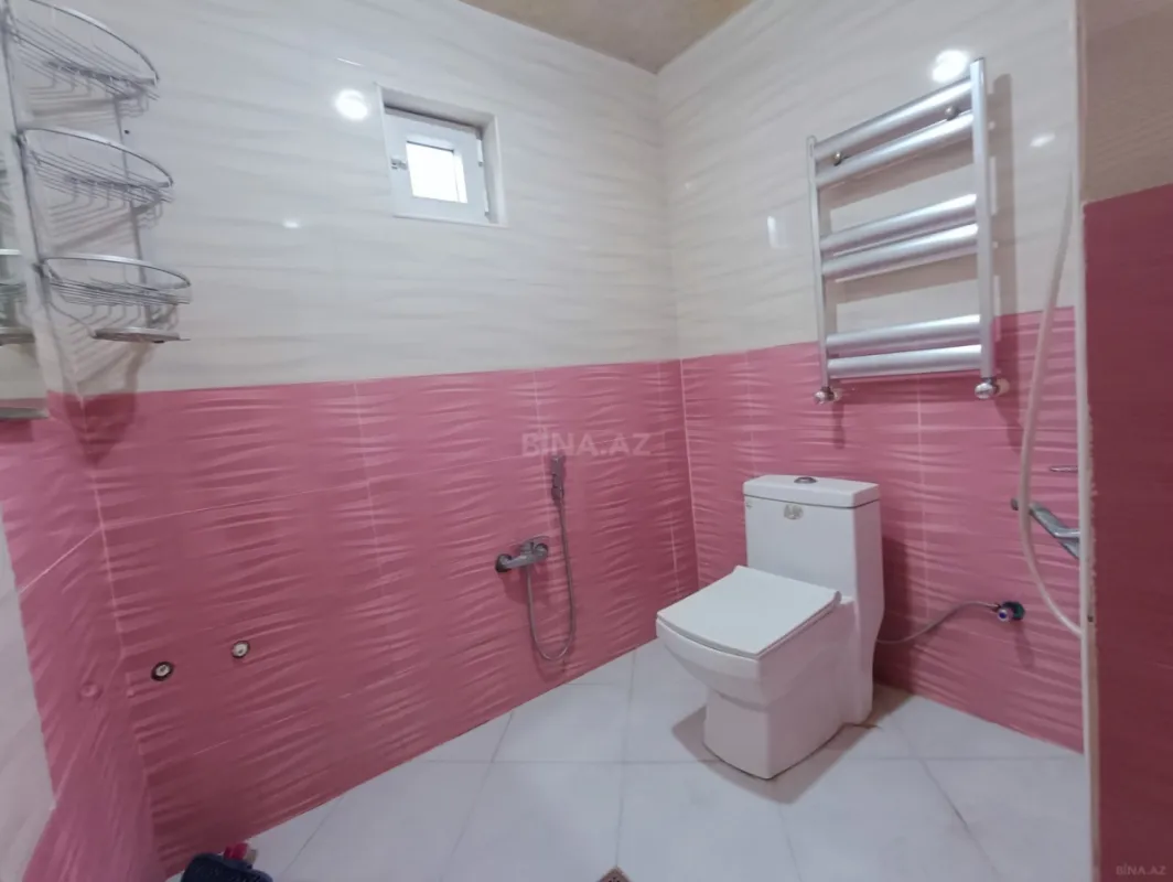 Satılır 5 otaqlı həyət evi 175 m²