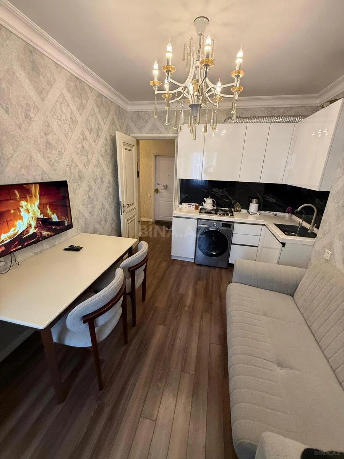 Satılır 2 otaqlı mənzil 65 m²