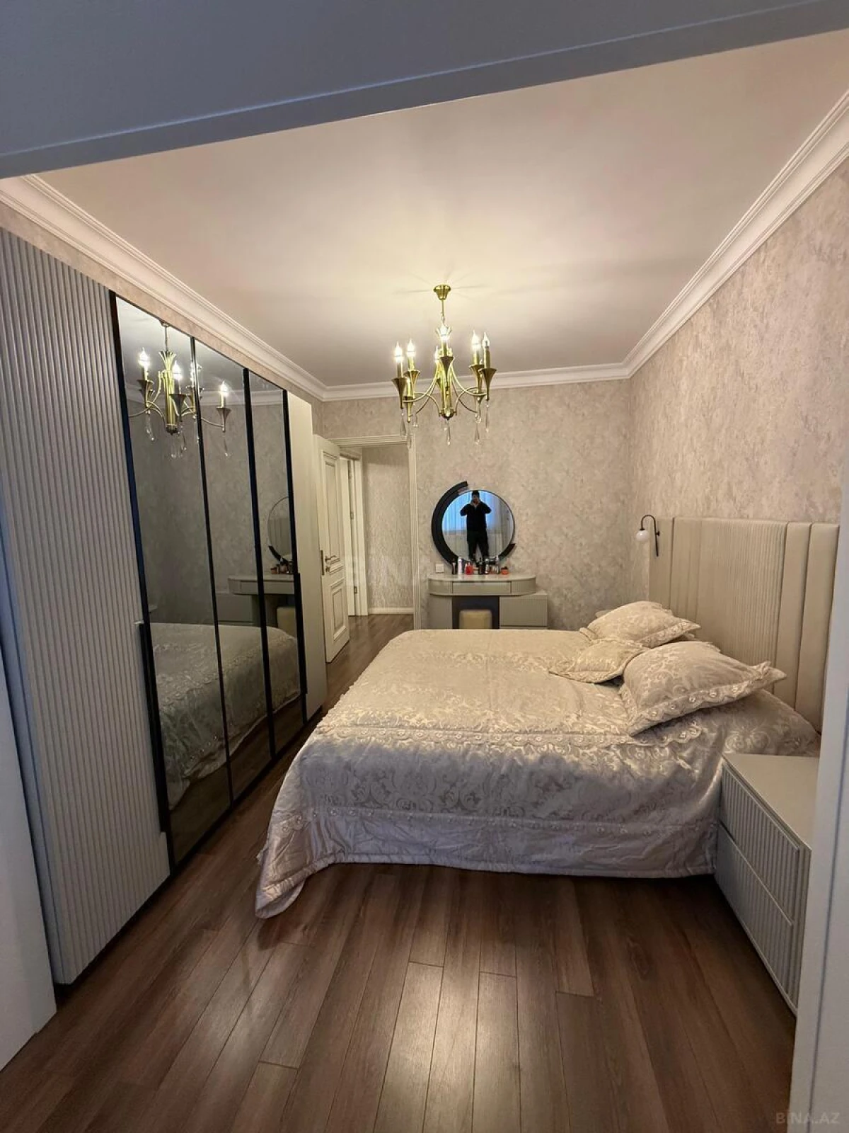 Satılır 2 otaqlı mənzil 65 m²