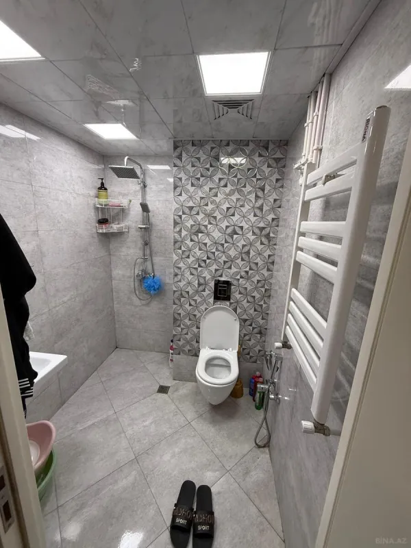 Satılır 2 otaqlı mənzil 65 m²