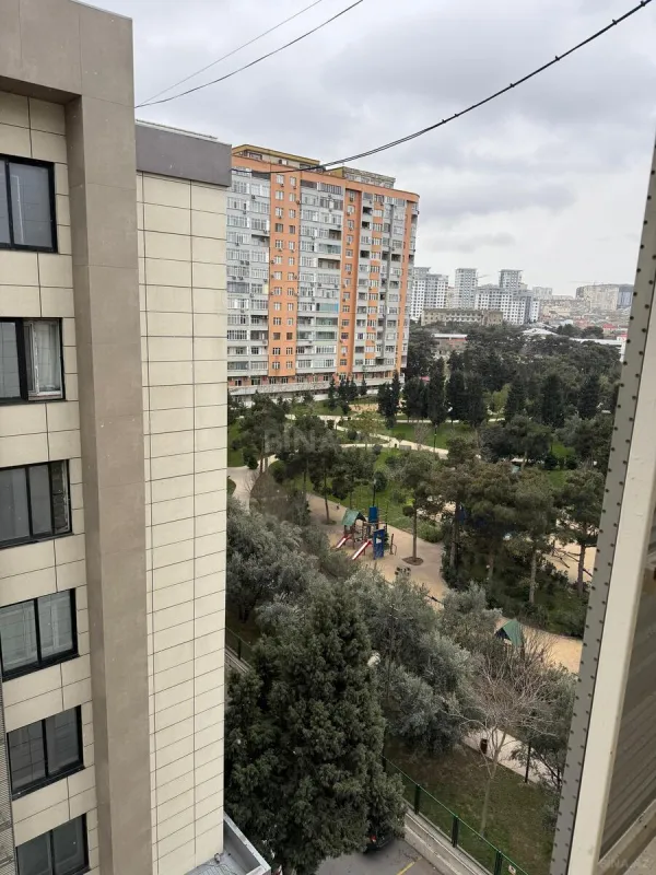 Satılır 2 otaqlı mənzil 65 m²