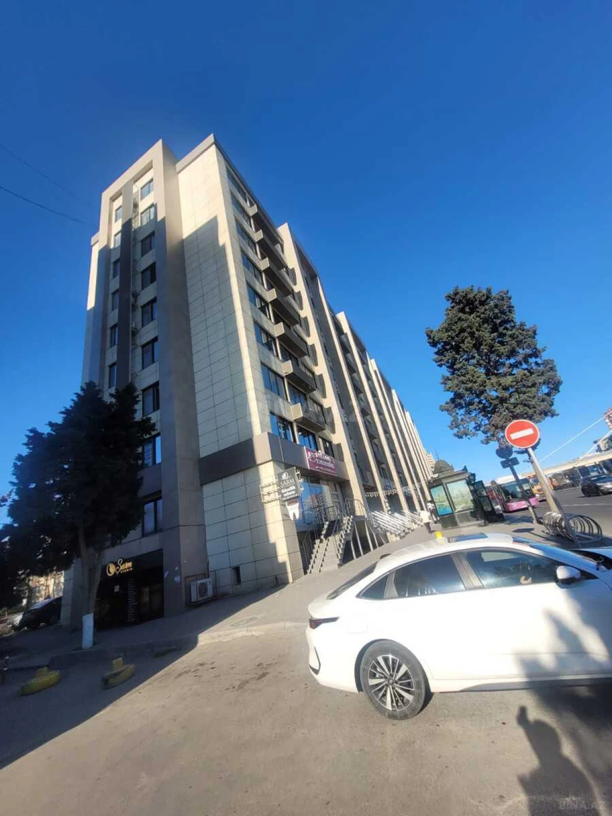 Satılır 2 otaqlı mənzil 65 m²