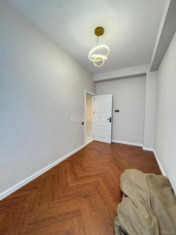 Satılır 2 otaqlı mənzil 64 m²