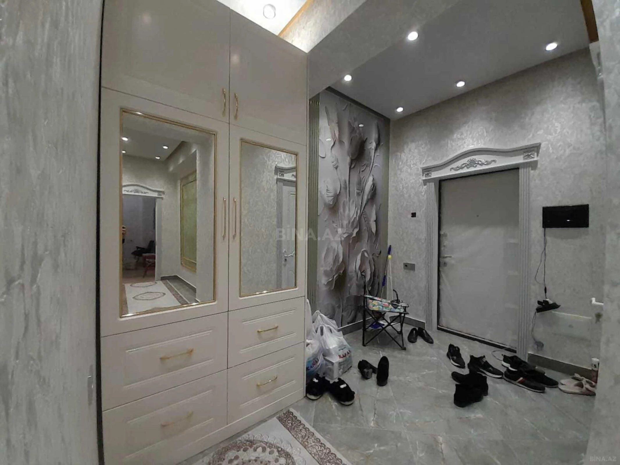 Satılır 3 otaqlı mənzil 85 m²