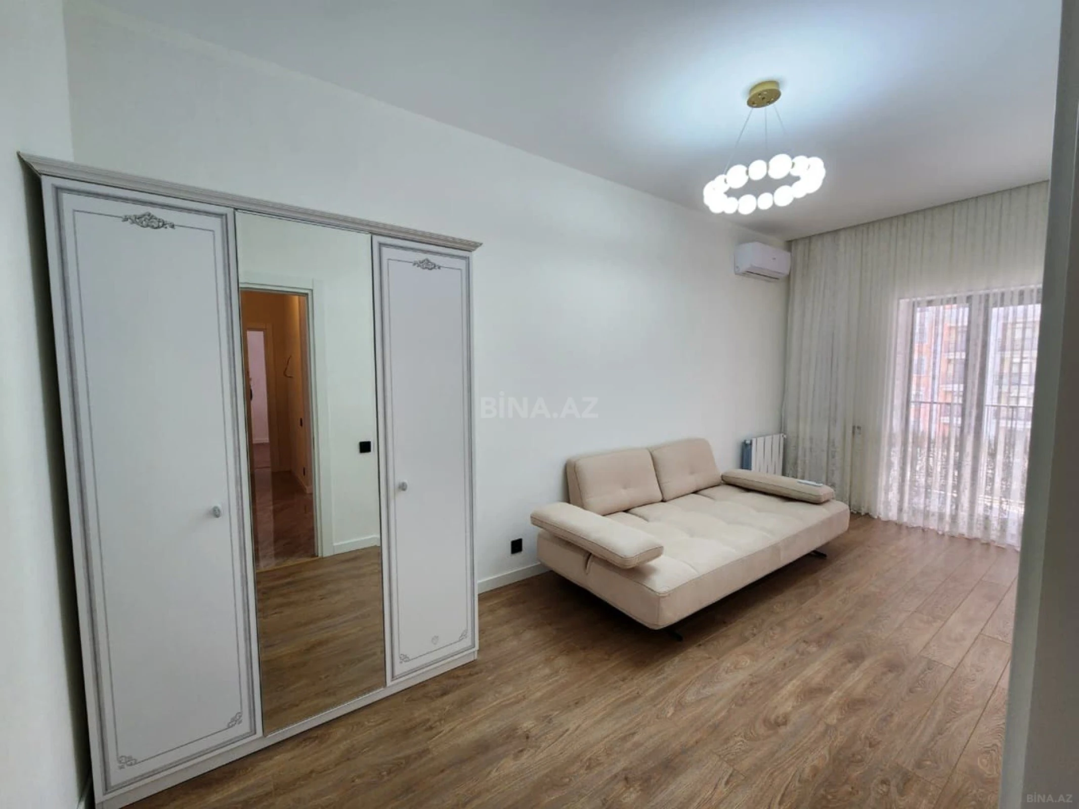 Kirayə verilir 3 otaqlı mənzil 90 m²