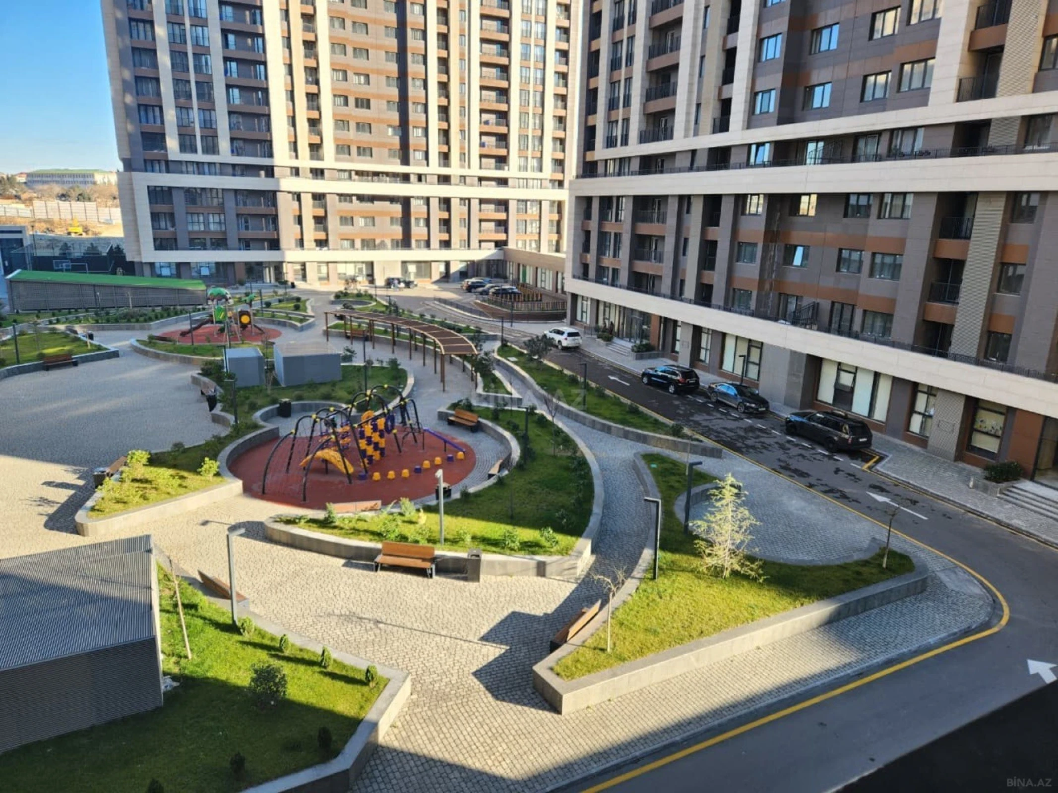 Kirayə verilir 3 otaqlı mənzil 90 m²