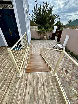 Satılır 7 otaqlı həyət evi 200 m²