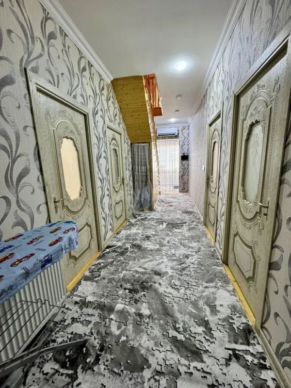 Satılır 7 otaqlı həyət evi 200 m²