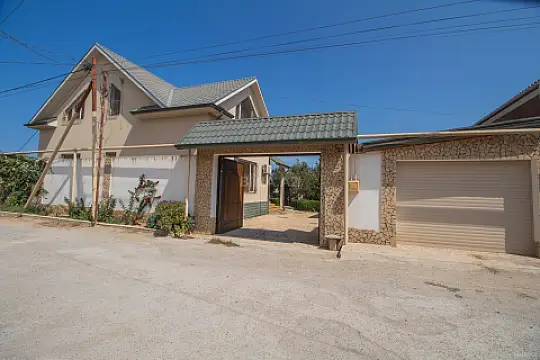 Satılır 5 otaqlı həyət evi 171.4 m²