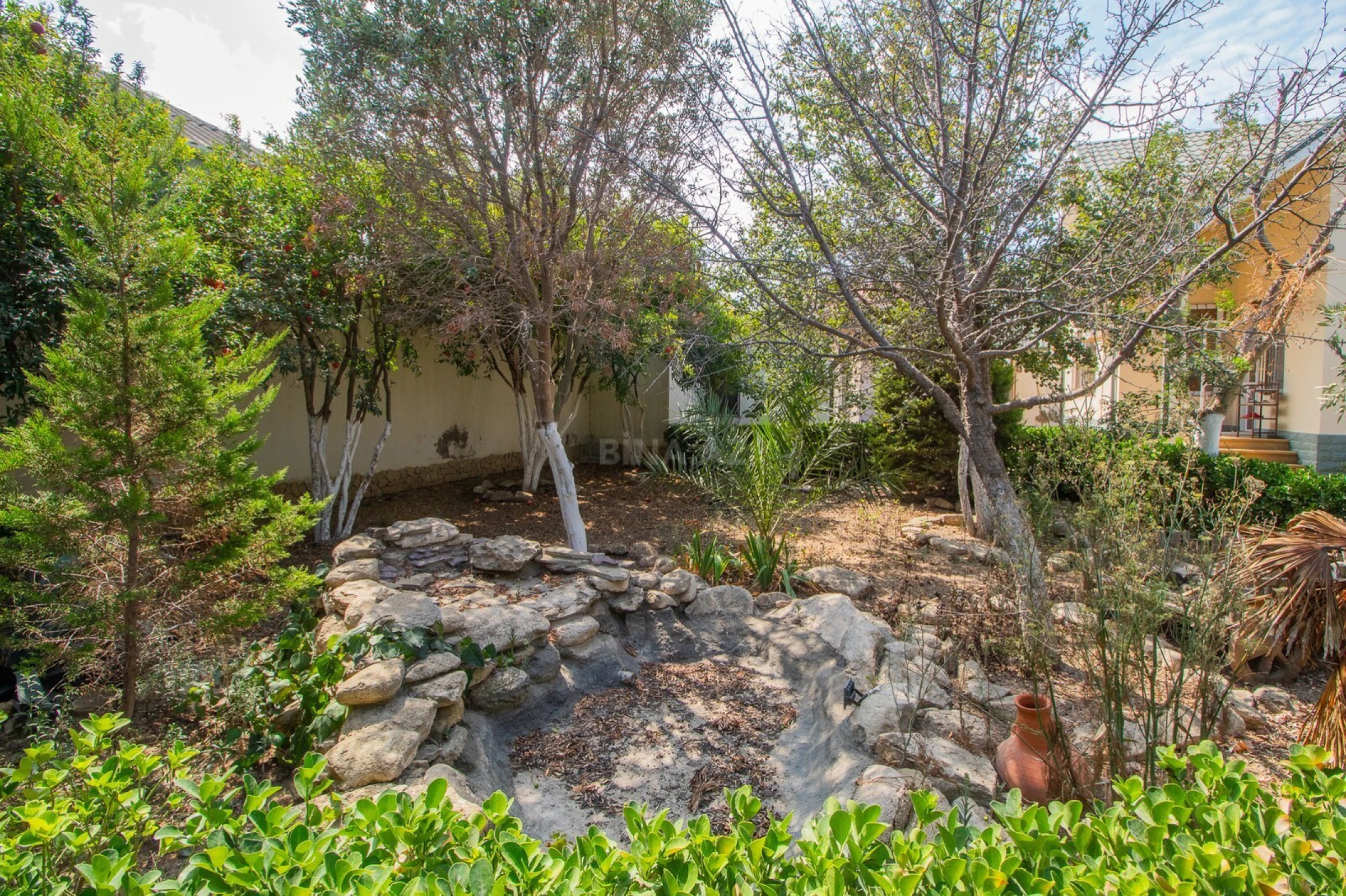 Satılır 5 otaqlı həyət evi 171.4 m²