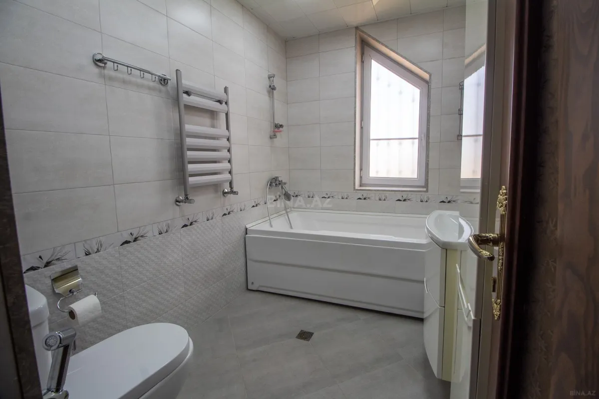 Satılır 5 otaqlı həyət evi 171.4 m²