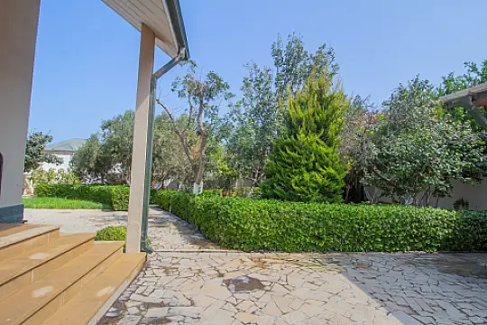 Satılır 5 otaqlı həyət evi 171.4 m²