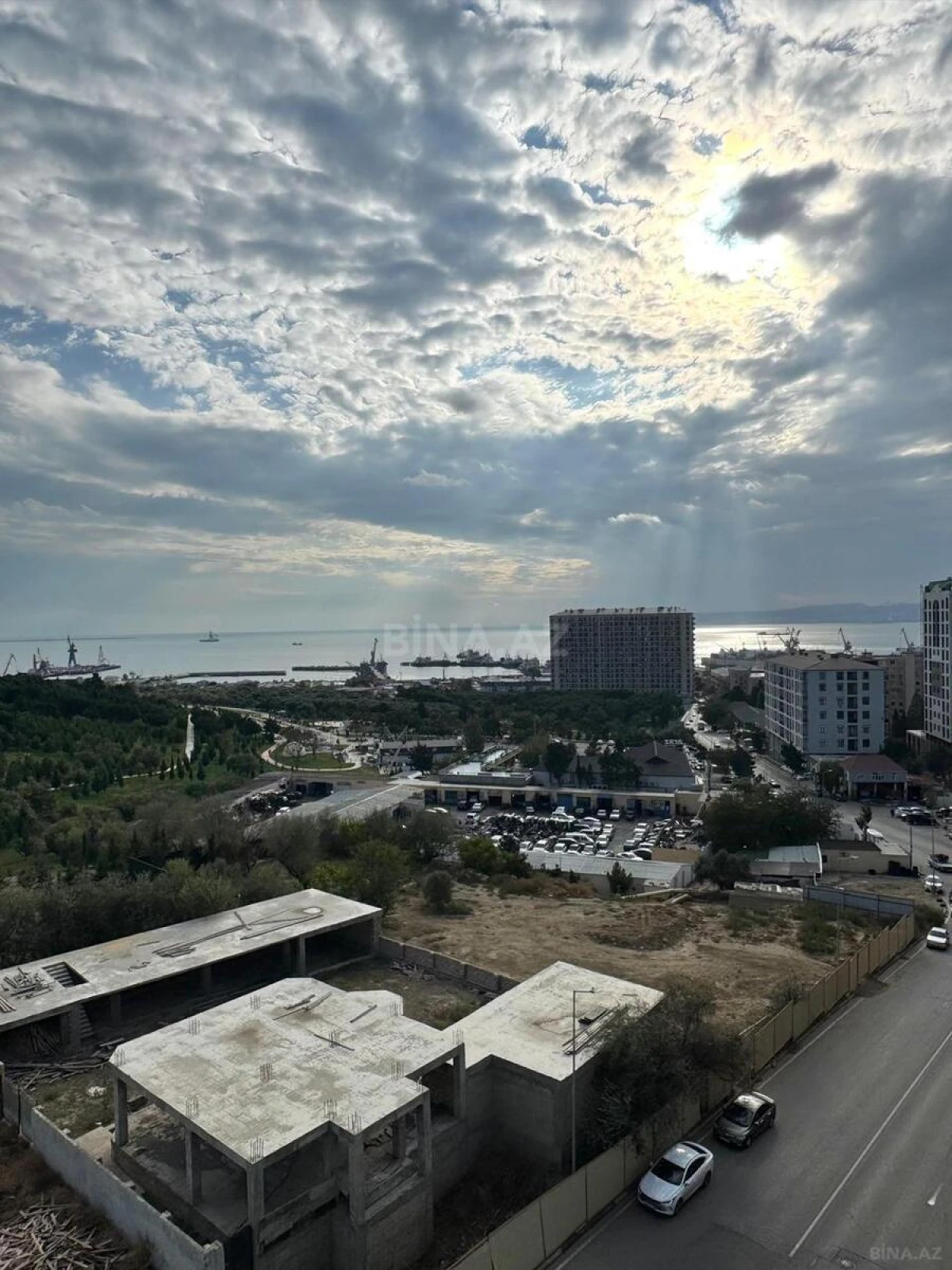 Satılır 2 otaqlı mənzil 55 m²