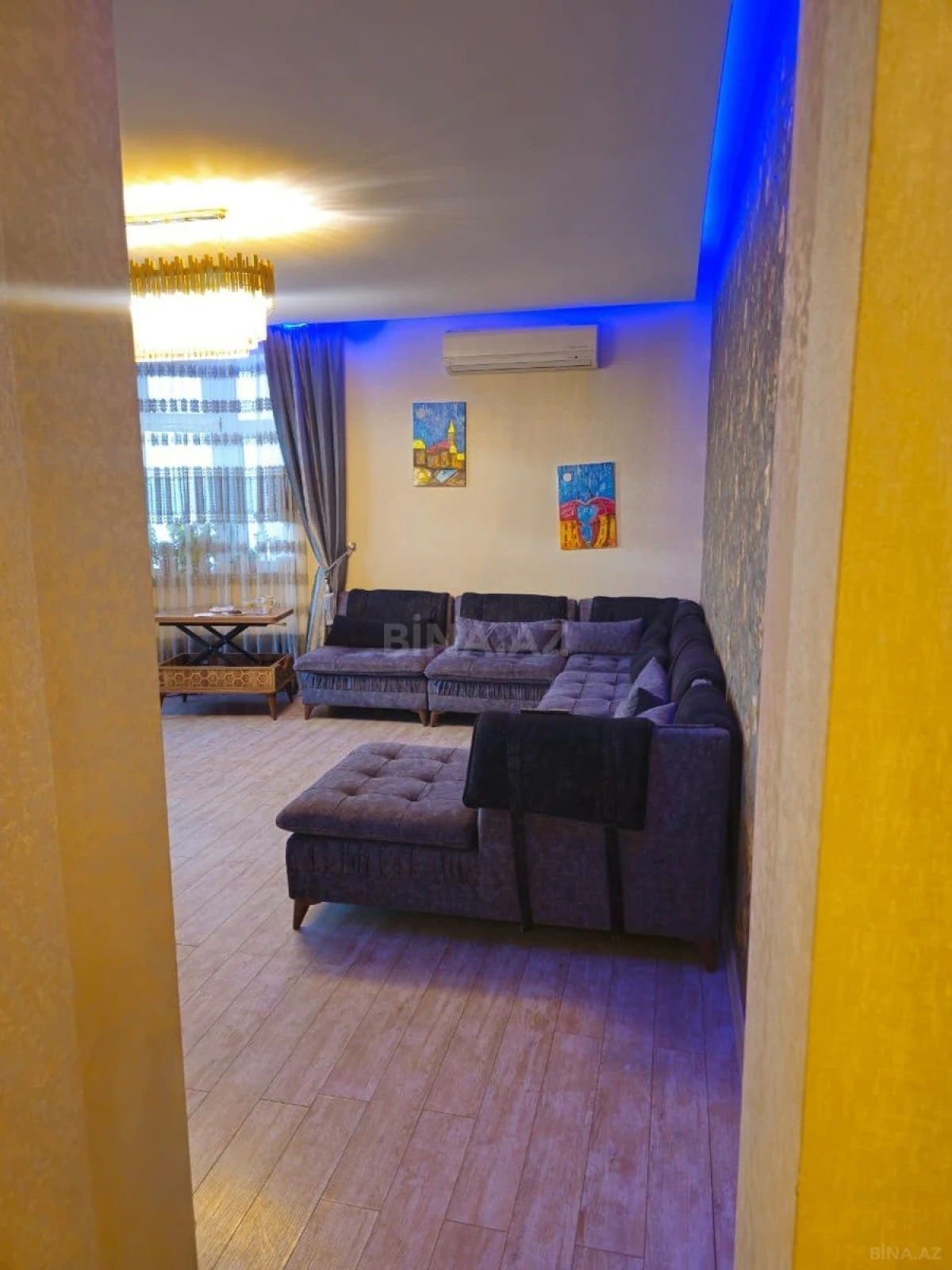 Satılır 3 otaqlı mənzil 129 m²