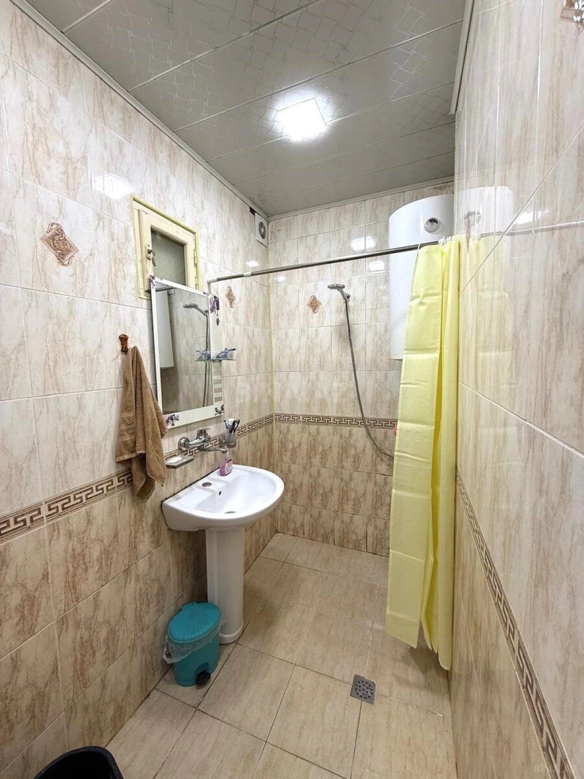 Satılır 4 otaqlı mənzil 100 m²