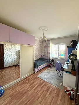 Satılır 4 otaqlı mənzil 100 m²