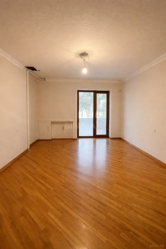 Satılır 3 otaqlı mənzil 103 m²
