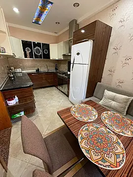 Satılır 6 otaqlı həyət evi 250 m²