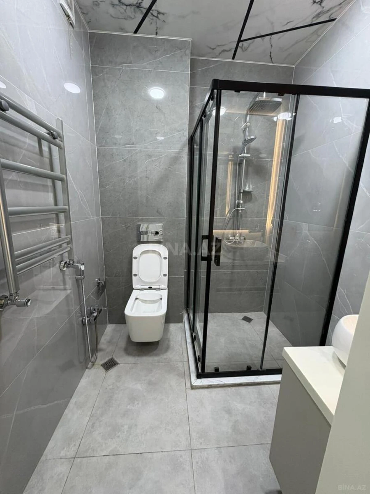 Kirayə verilir 2 otaqlı mənzil 58 m²
