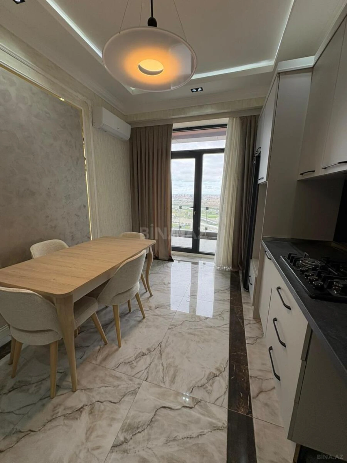 Kirayə verilir 2 otaqlı mənzil 58 m²