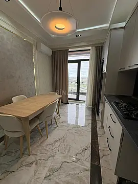 Kirayə verilir 2 otaqlı mənzil 58 m²