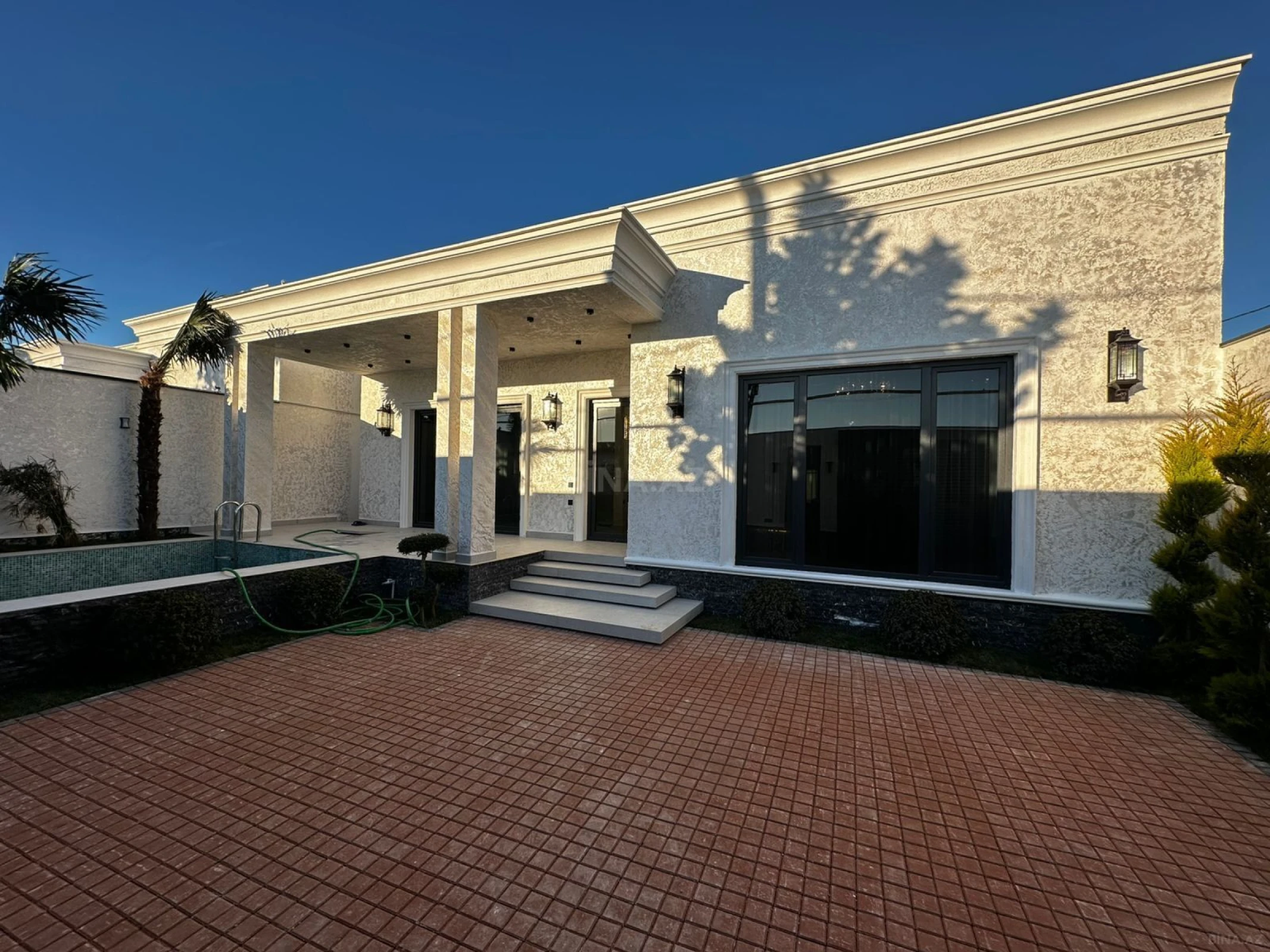 Satılır 4 otaqlı həyət evi 140 m²