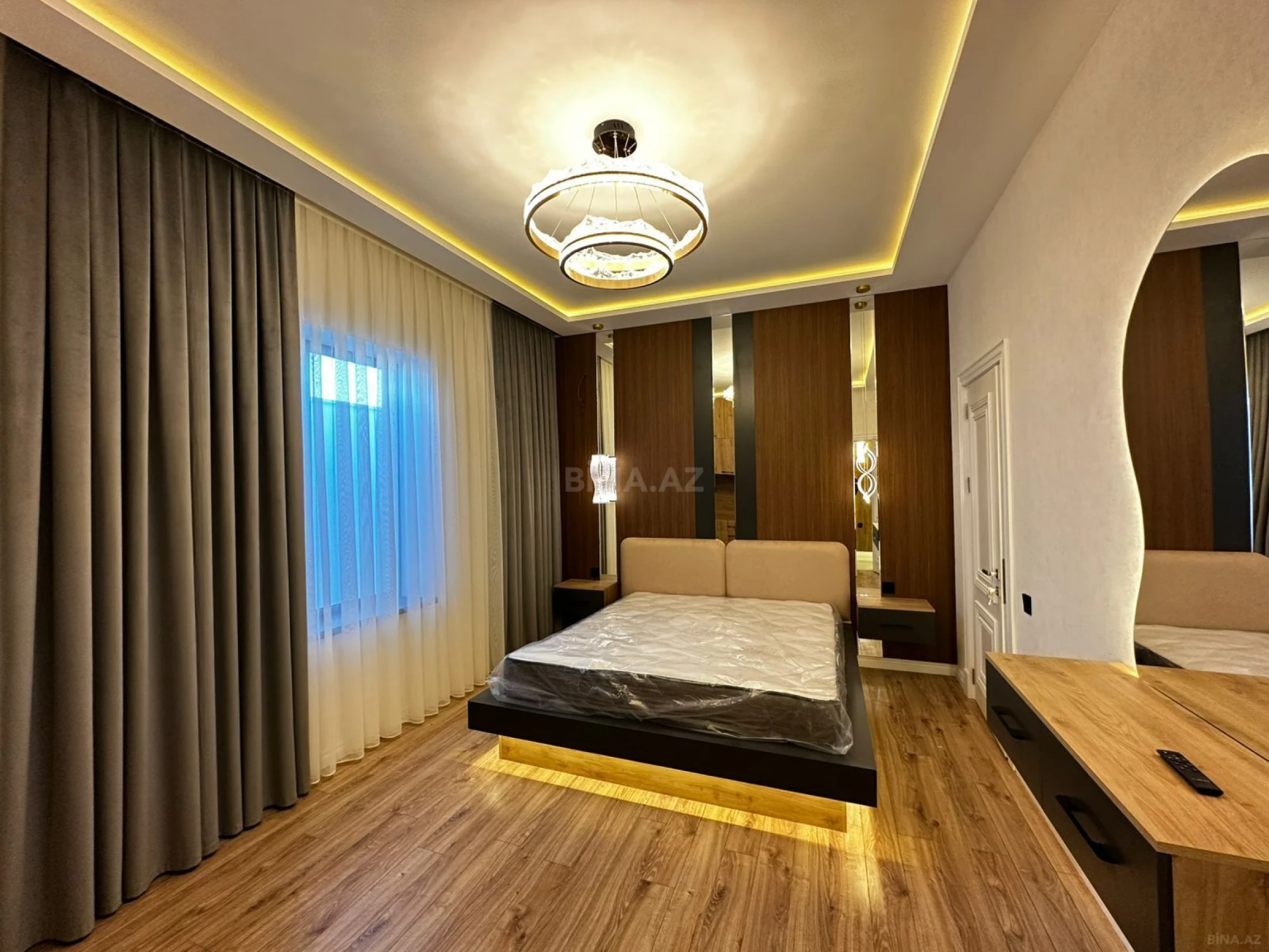 Satılır 4 otaqlı həyət evi 140 m²