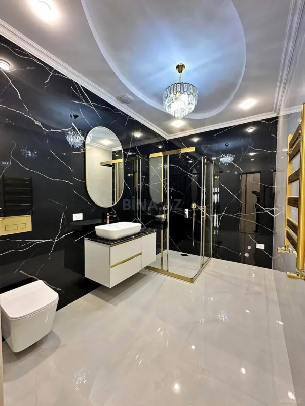 Satılır 4 otaqlı mənzil 160 m²