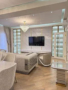 Kirayə verilir 3 otaqlı mənzil 145 m²