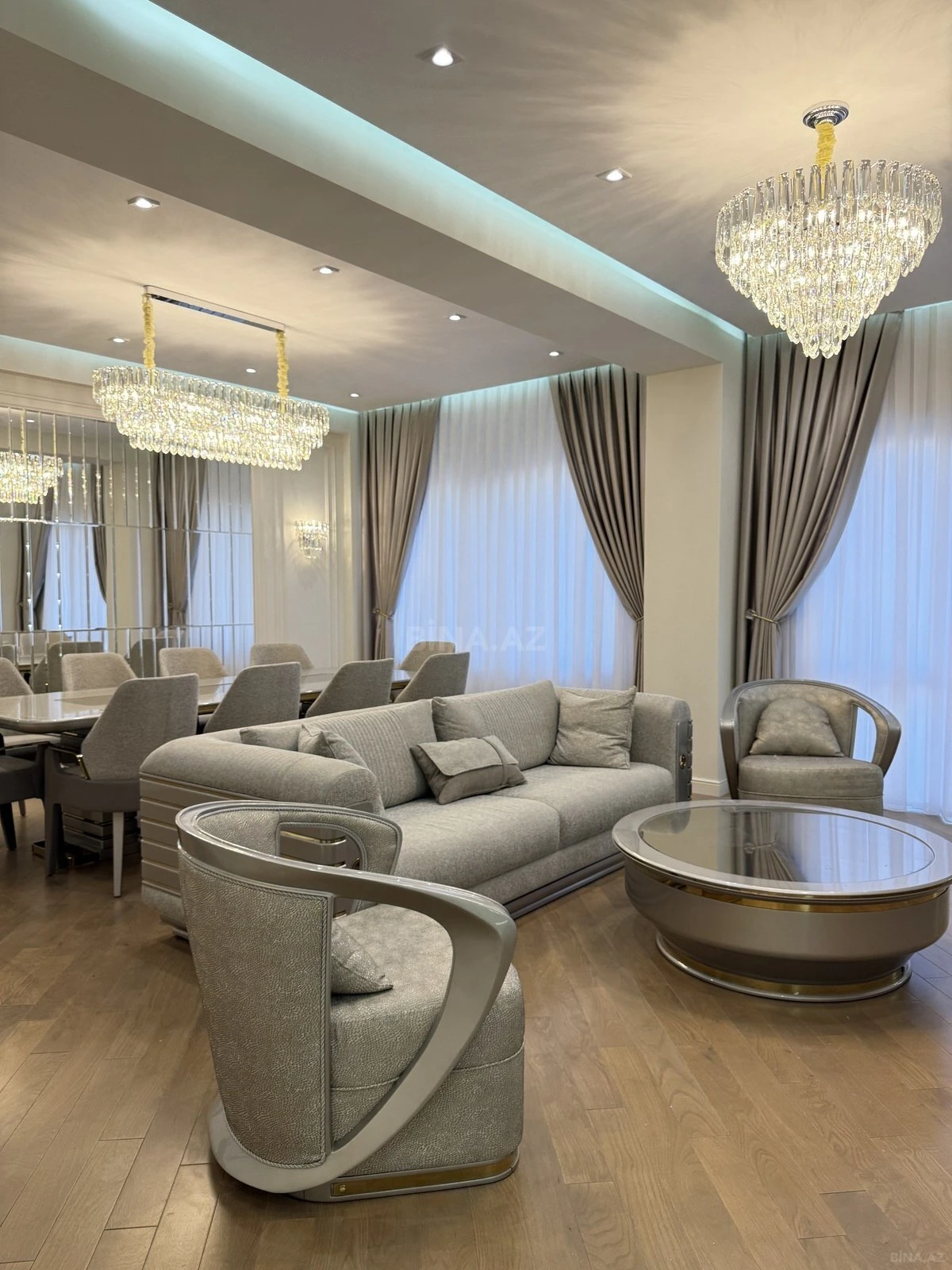 Kirayə verilir 3 otaqlı mənzil 145 m²