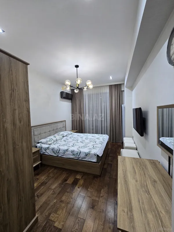 Kirayə verilir 3 otaqlı mənzil 150 m²