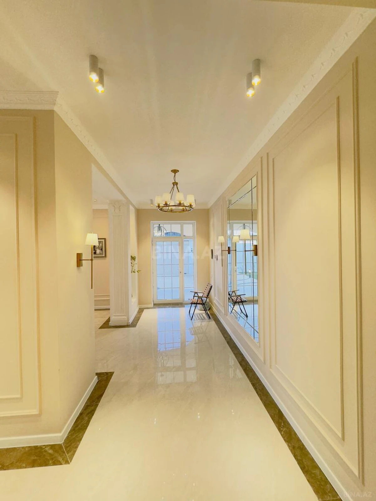 Satılır 4 otaqlı həyət evi 200 m²