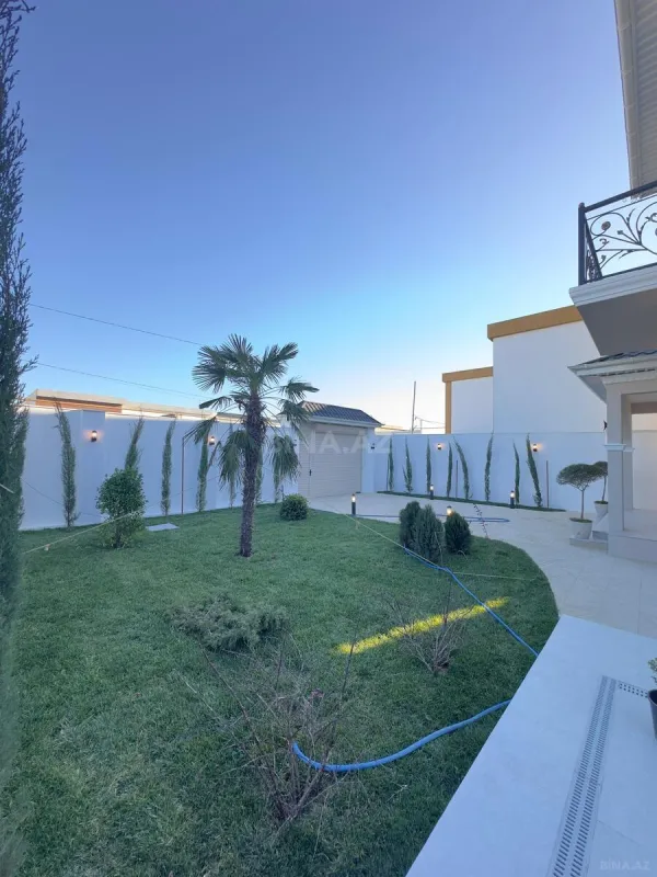 Satılır 4 otaqlı həyət evi 200 m²