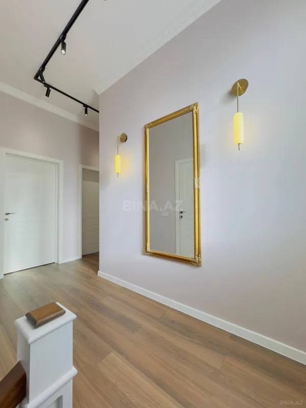 Satılır 4 otaqlı həyət evi 200 m²