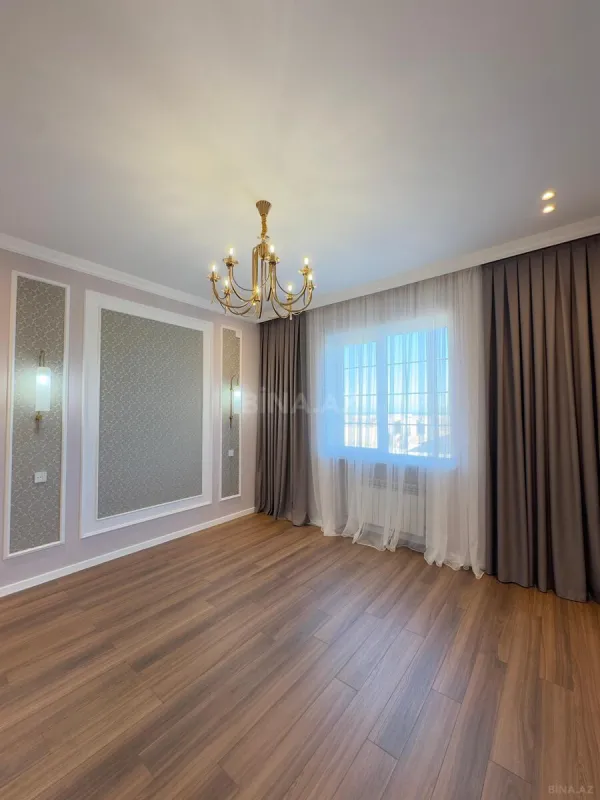 Satılır 4 otaqlı həyət evi 200 m²