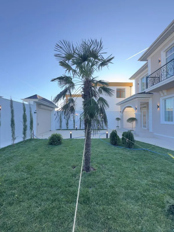 Satılır 4 otaqlı həyət evi 200 m²