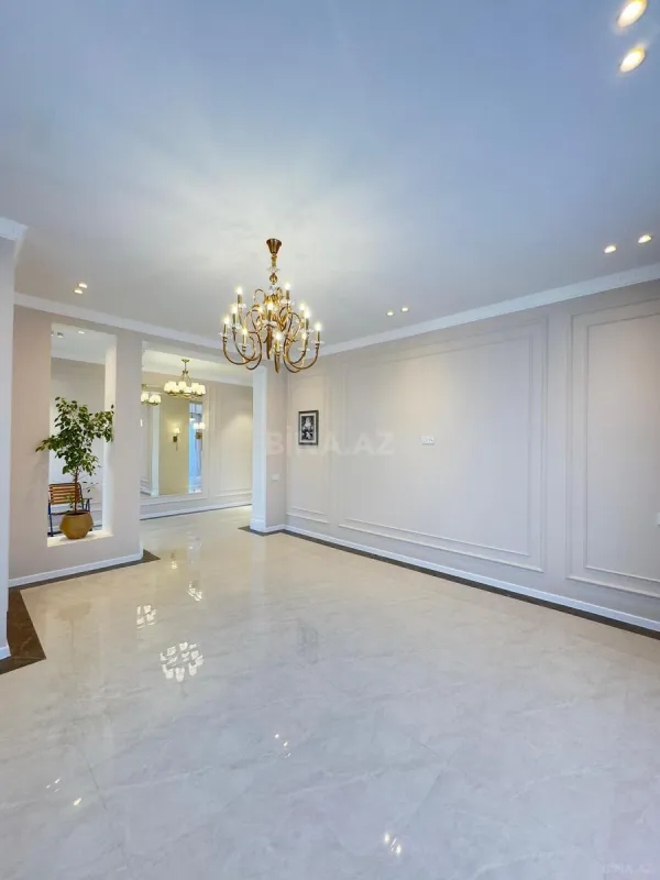 Satılır 4 otaqlı həyət evi 200 m²