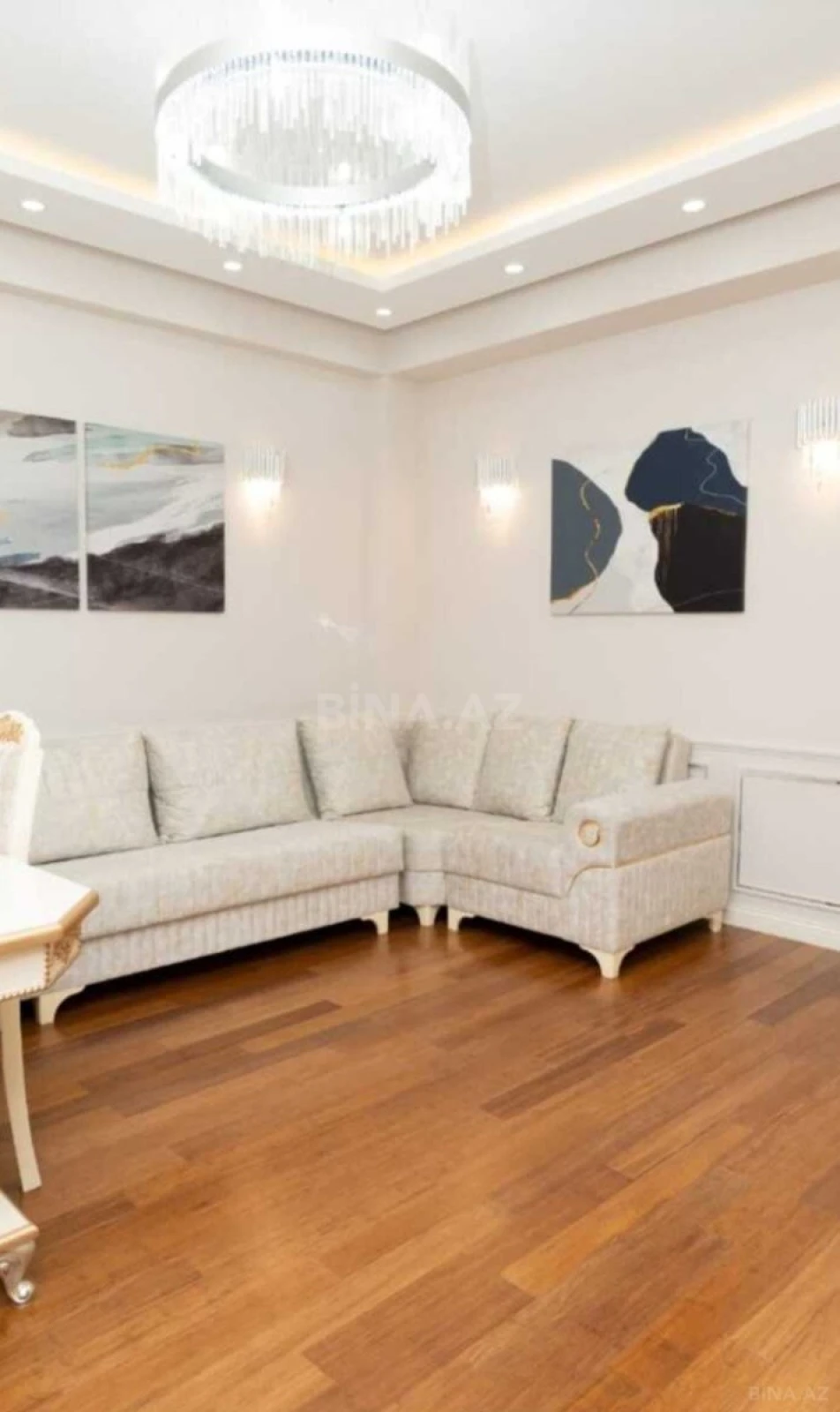 Kirayə verilir 2 otaqlı mənzil 60 m²