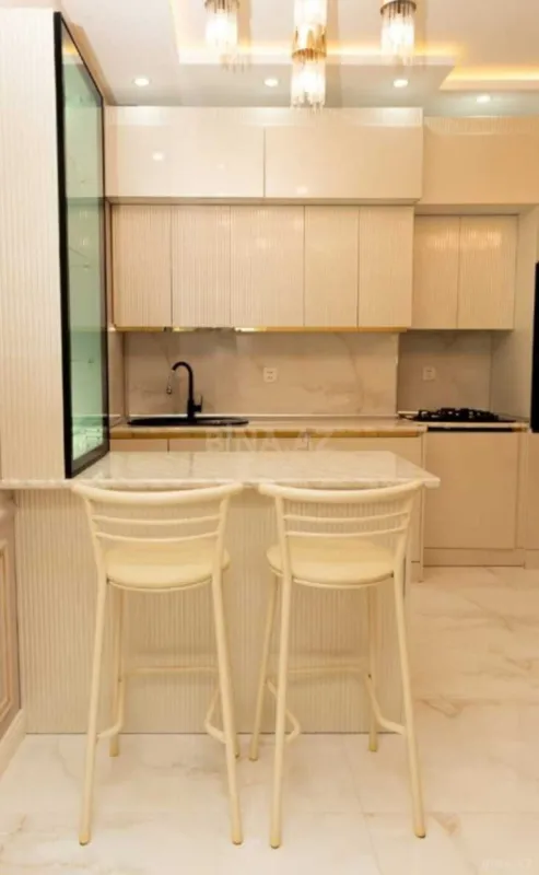 Kirayə verilir 2 otaqlı mənzil 60 m²