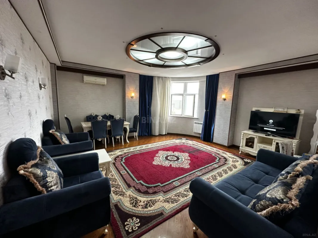 Satılır 3 otaqlı mənzil 124 m²