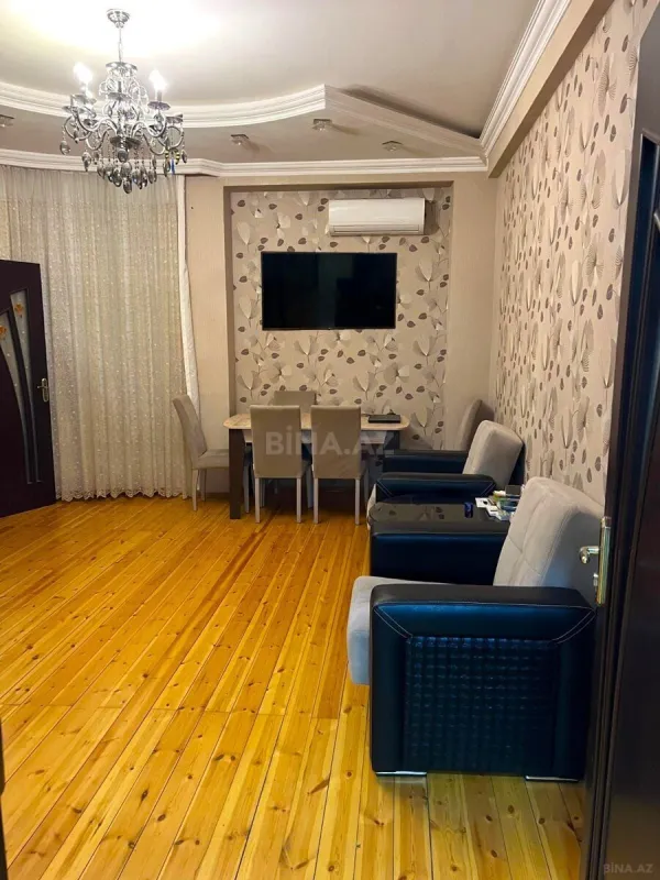 Satılır 2 otaqlı mənzil 75 m²