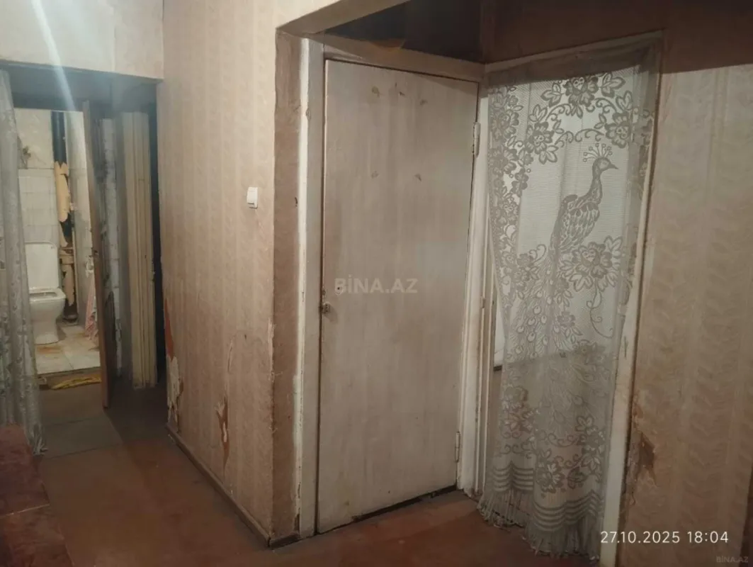 Satılır 5 otaqlı mənzil 100 m²