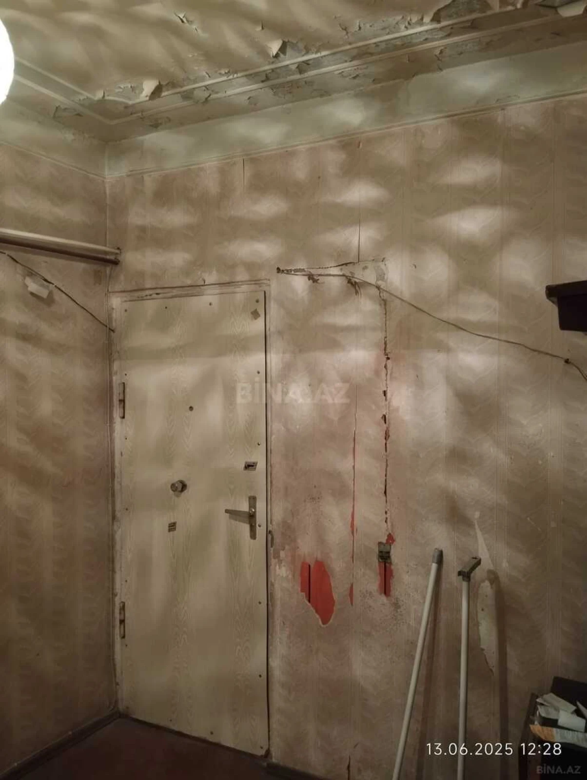 Satılır 5 otaqlı mənzil 100 m²